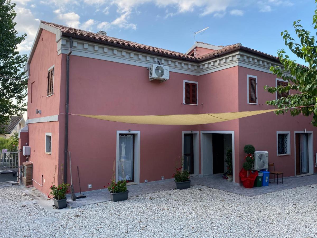 B&B La Grancia Chiaravalle Exterior photo